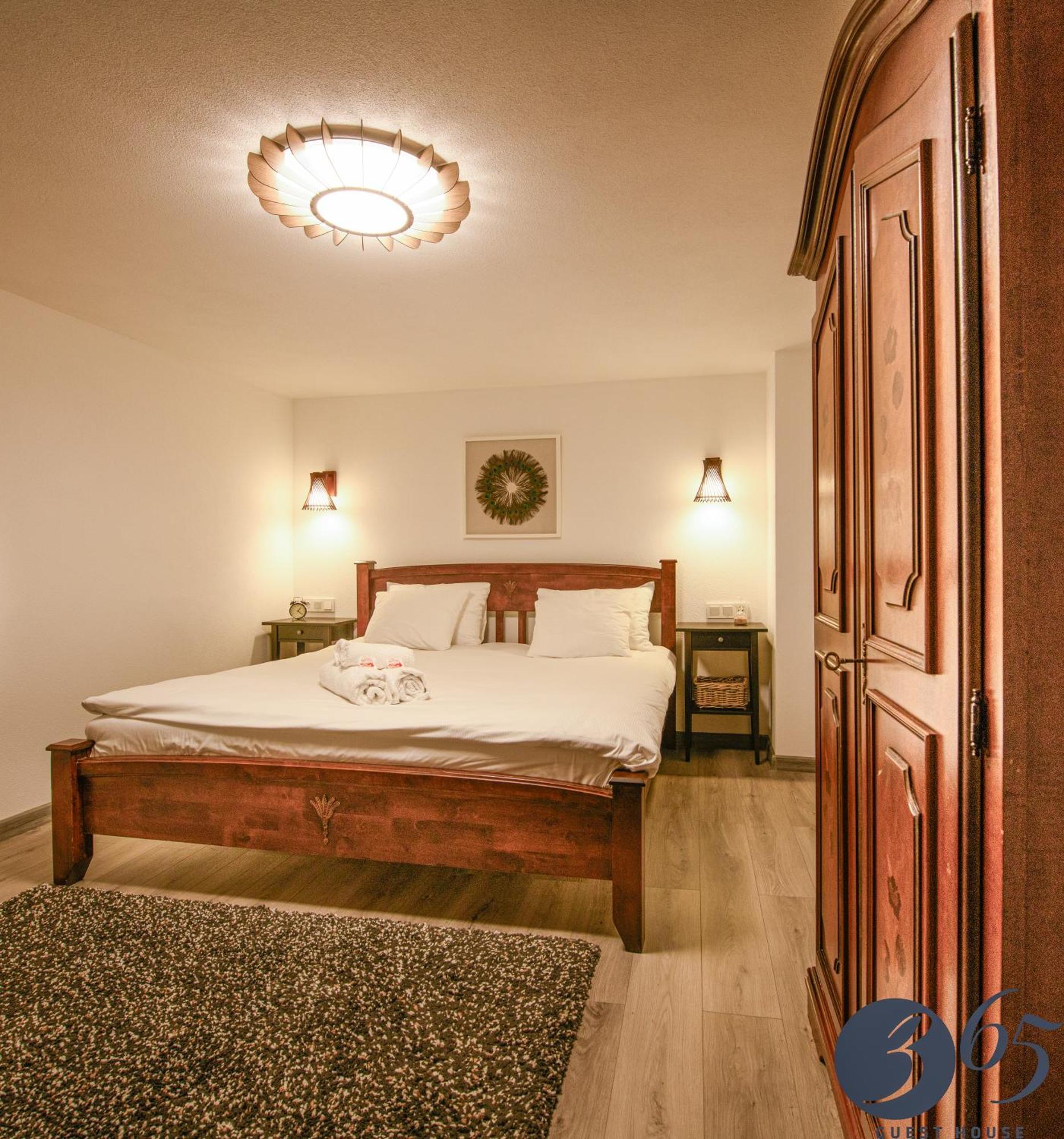 365 Guest House Hunedoara Exterior photo